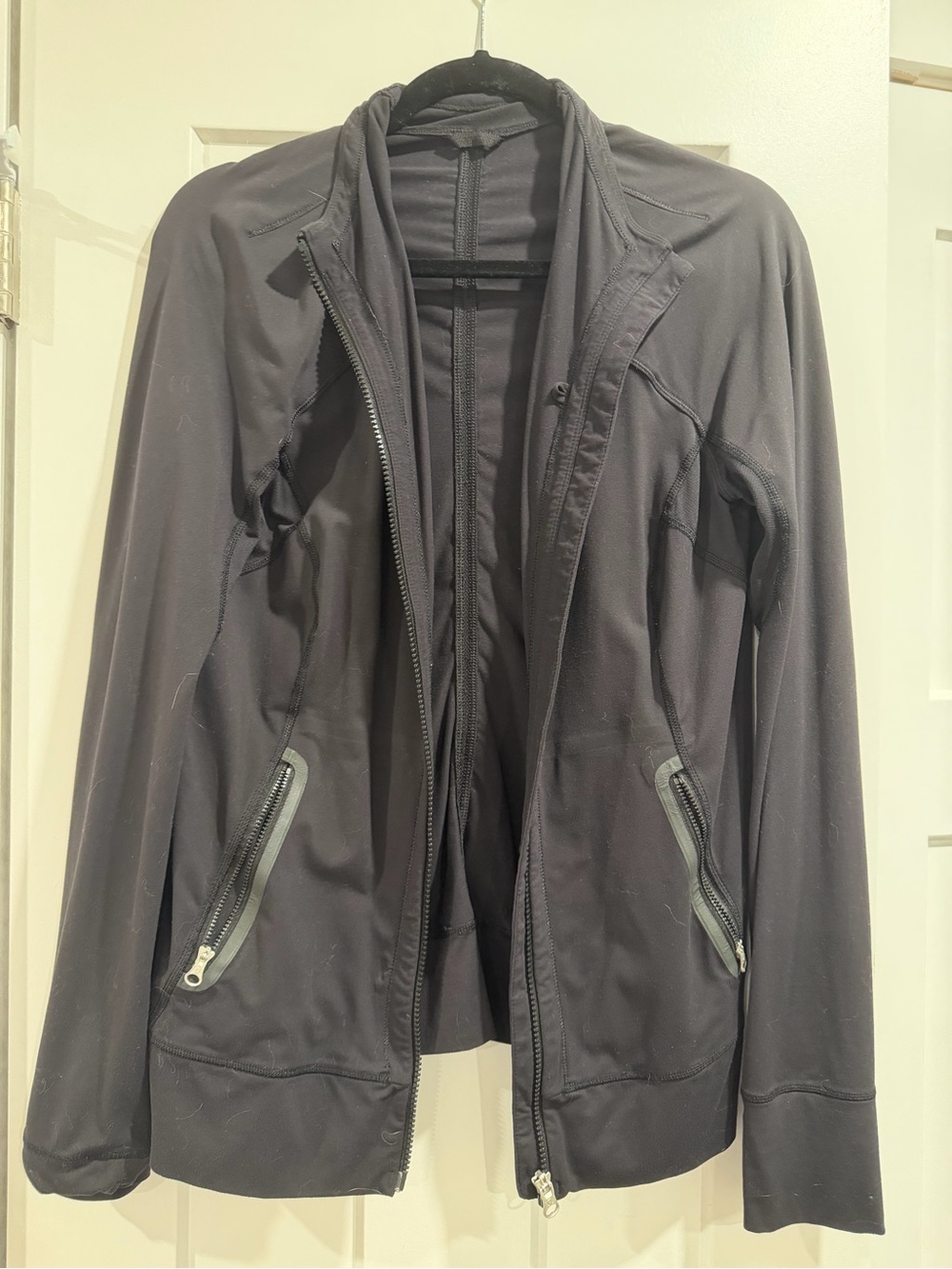 lululemon athletica Black Full‑Zip Jacket